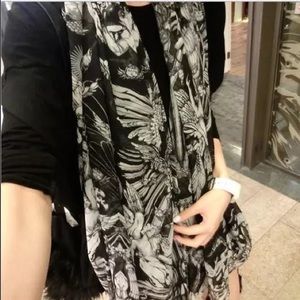 Victorian gothic pattern scarf